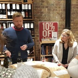 London: Guided Historic Pub Experience - 1