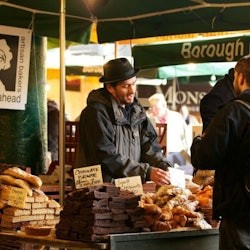 Londres: Tour guiat a peu + Tast de menjar britànic - 3