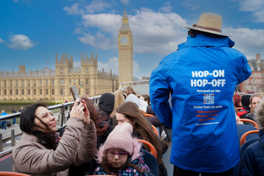 London Open Top Bus Tour with English-speaking Guide (London Open Top Bus - Guided Day Tour (Family Package)) - 2