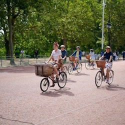 London: Private Family Bike Tour - 1