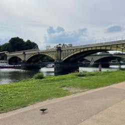 London: Ted Lasso Guided Tour - 3