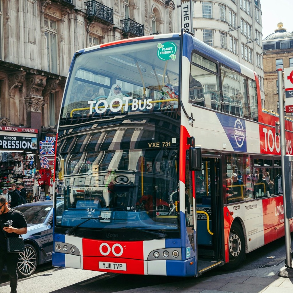 Londres : Visite en Tootbus Hop-on Hop-off + Croisière sur la Tamise - 24 hours - 3
