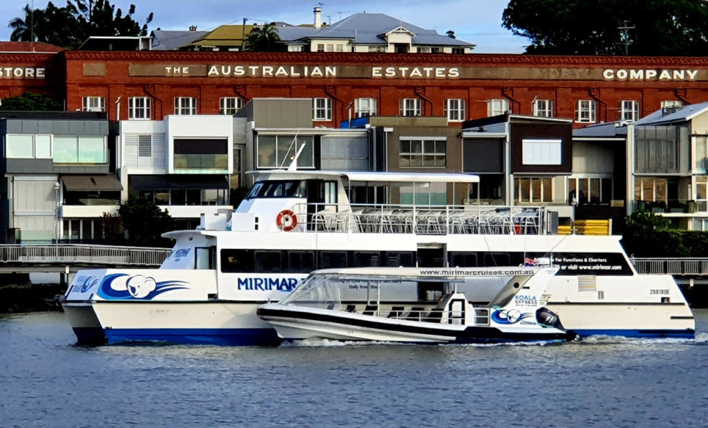 Lone Pine Koala Sanctuary Entry Ticket with Cruise (Lone Pine Koala Sanctuary Admission+ Brisbane River Return Cruise) - 1