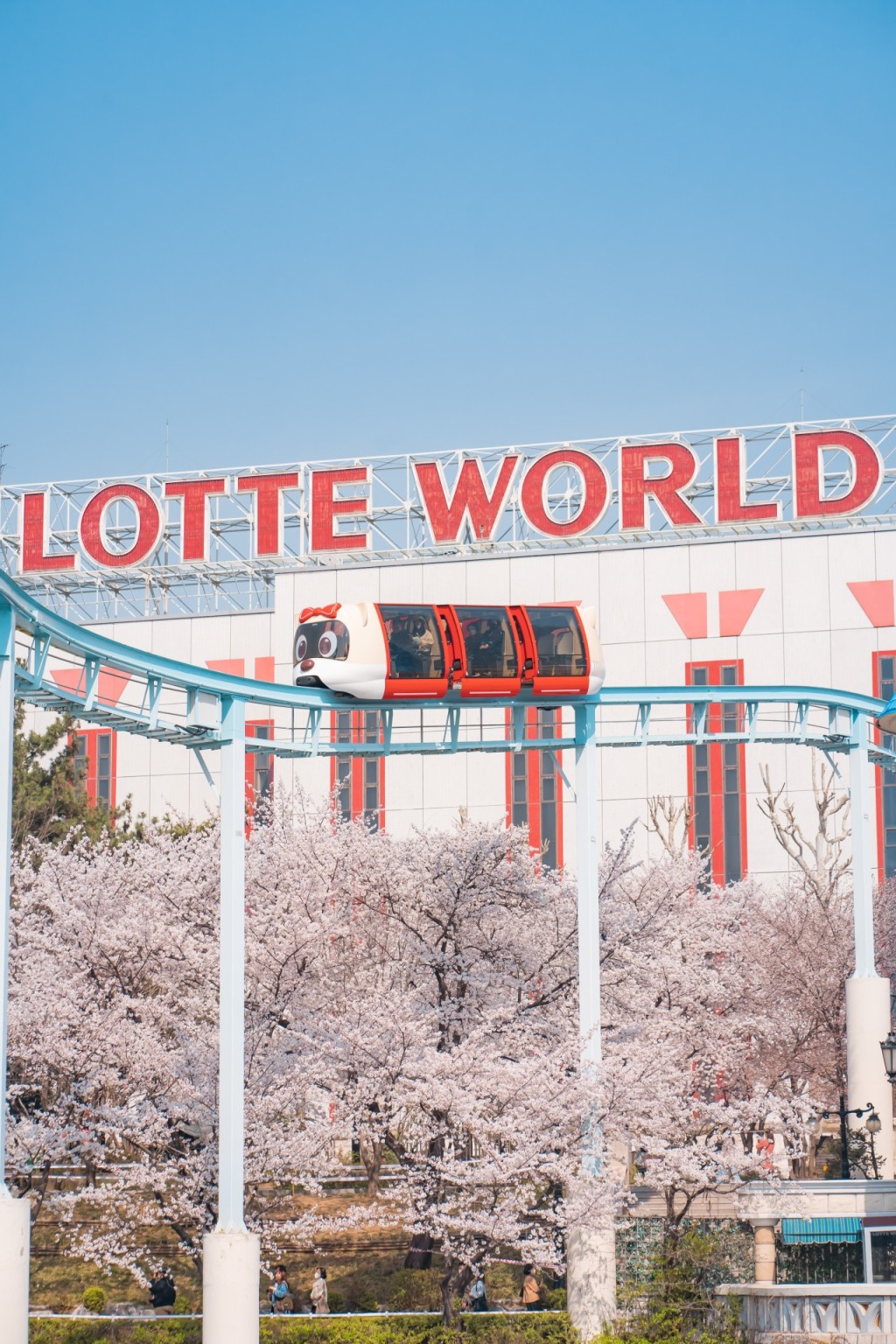 Lotte World Adventure Seoul Ticket (COMBO: Lotte World + Folk Museum + Aquarium + Seoul Sky Observatory (International Travellers)) - 1