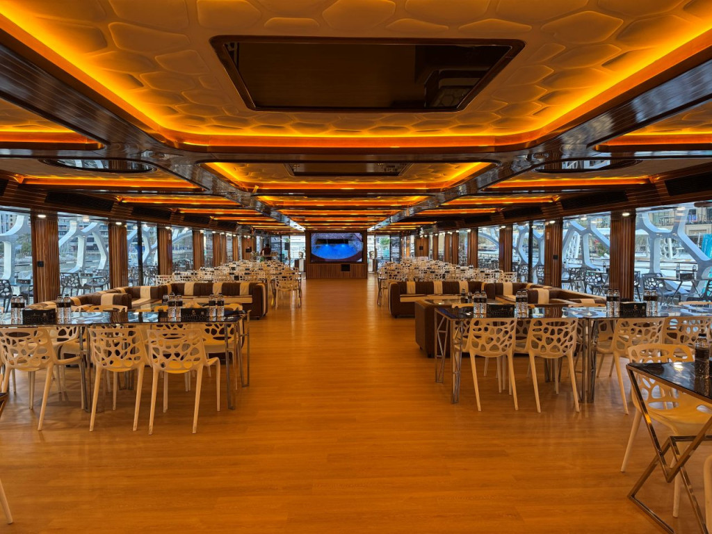 Lotus Royale Mega Yacht - Dinner Cruise (Lotus Royale Dinner Cruise (Premium Package)) - 1