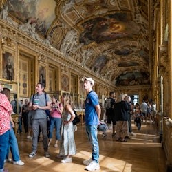 Louvre Museum: Dedicated Entry + 1.5-Hr Guided Tour - 1