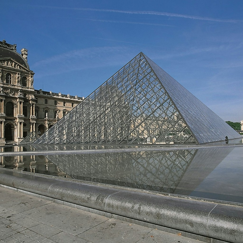 Museu del Louvre: Entrada exclusiva + Visita guiada - Tour in Spanish - 1