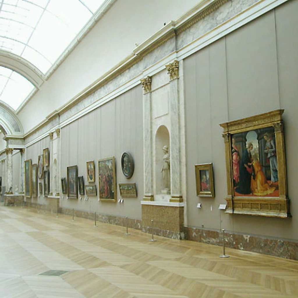 Museu del Louvre: Entrada exclusiva + Visita guiada - Tour in Spanish - 2
