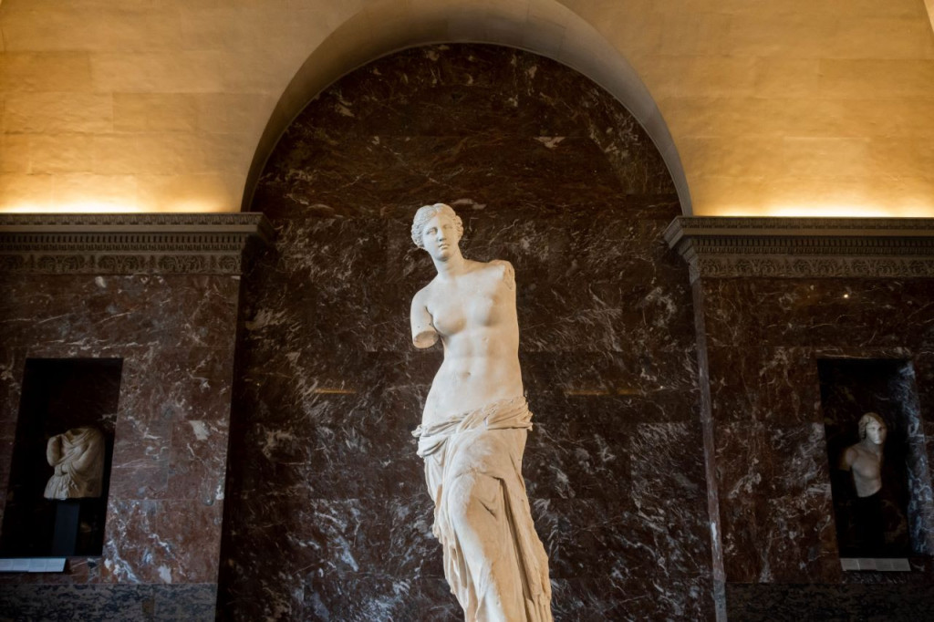 Louvre Museum Skip-the-Line Guided Tour (Louvre Museum Skip-the-Line Guided Tour (2:15 PM)) - 2