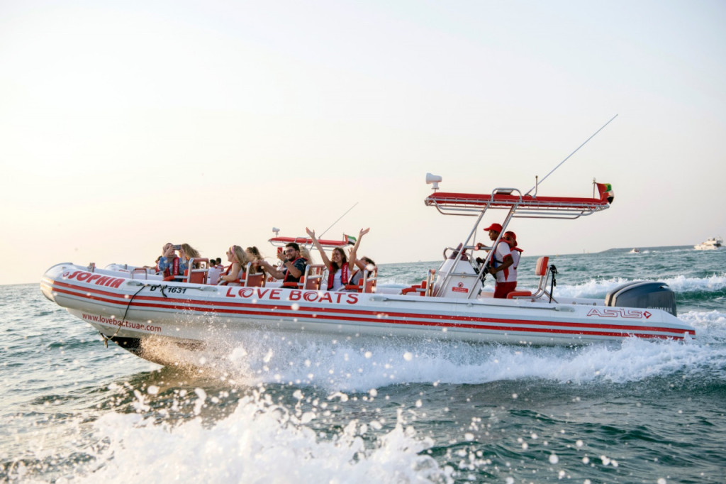 Love Boats - Dubai Marina Guided Sightseeing Boat Tour (Marina Skyline - 60 Minutes) - 3