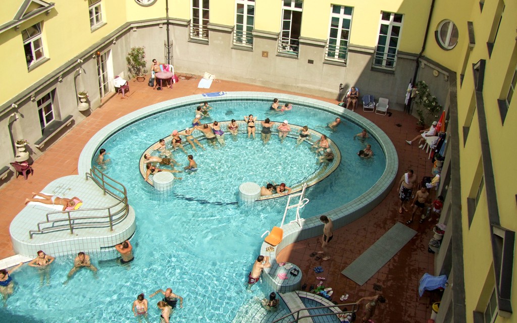Lukacs Spa: Entry Tickets with Locker or Private Cabin - 2