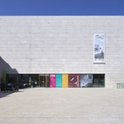 Luxembourg: City Train and Entry to 7 Museums - 3