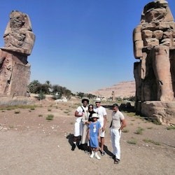 Luxor: Valley of the Kings Guided Tour + Roundtrip Transfer - 1
