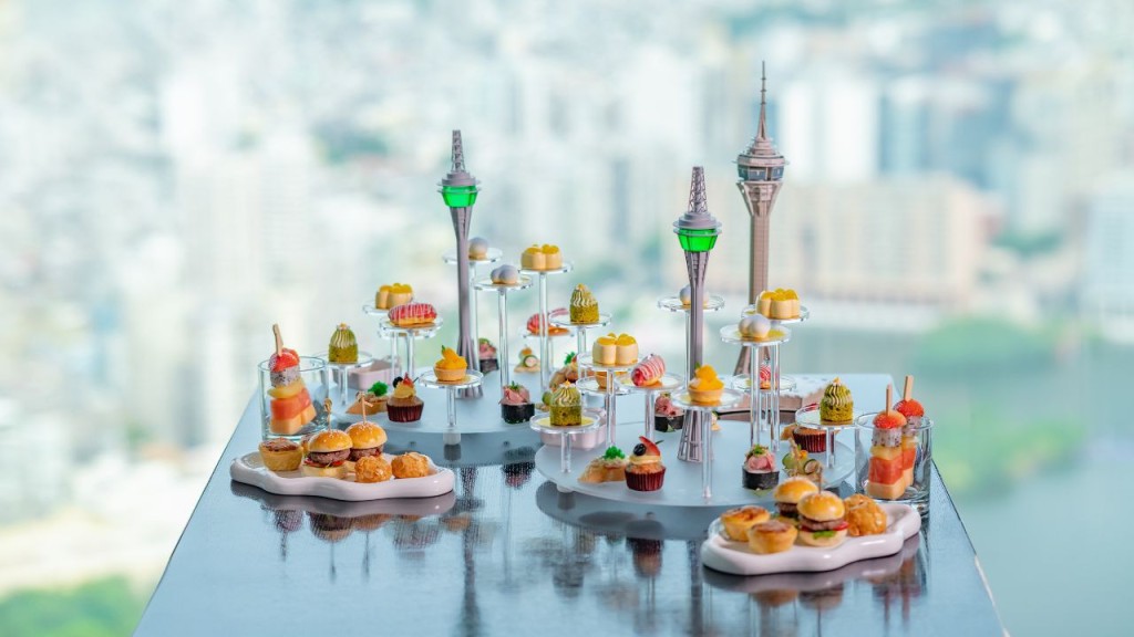 Macau Tower: 360 Cafe (360 Cafe - Afternoon Tea Set with DIY Tote Bag) - 2