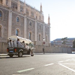 Madrid: 1-Hour Private Tour by Electric Tuk Tuk - 3