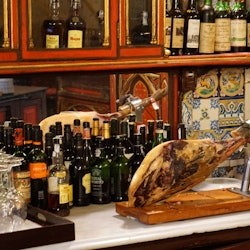 Madrid: Prado Museum + Walking Tour + Lunch at Sobrino de Botín - 1