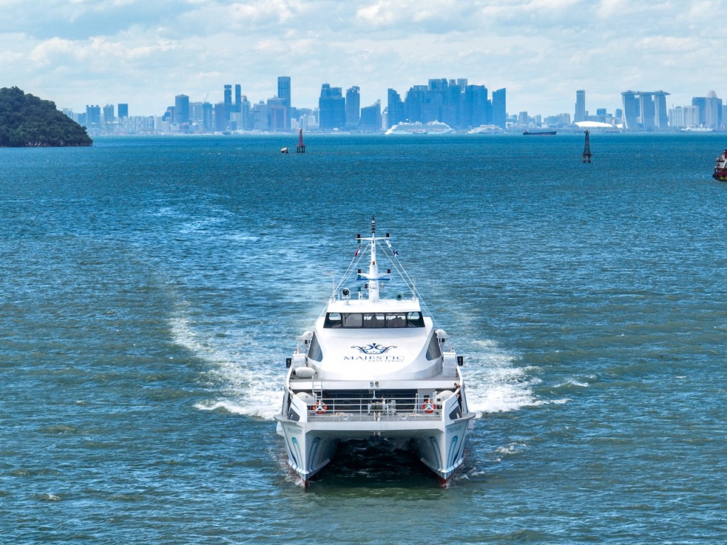 Majestic Fast Ferry Ticket between Singapore and Batam (Open Dated Round Trip between Tanah Merah/Harbourfront and Batam Centre/Sekupang) - 3