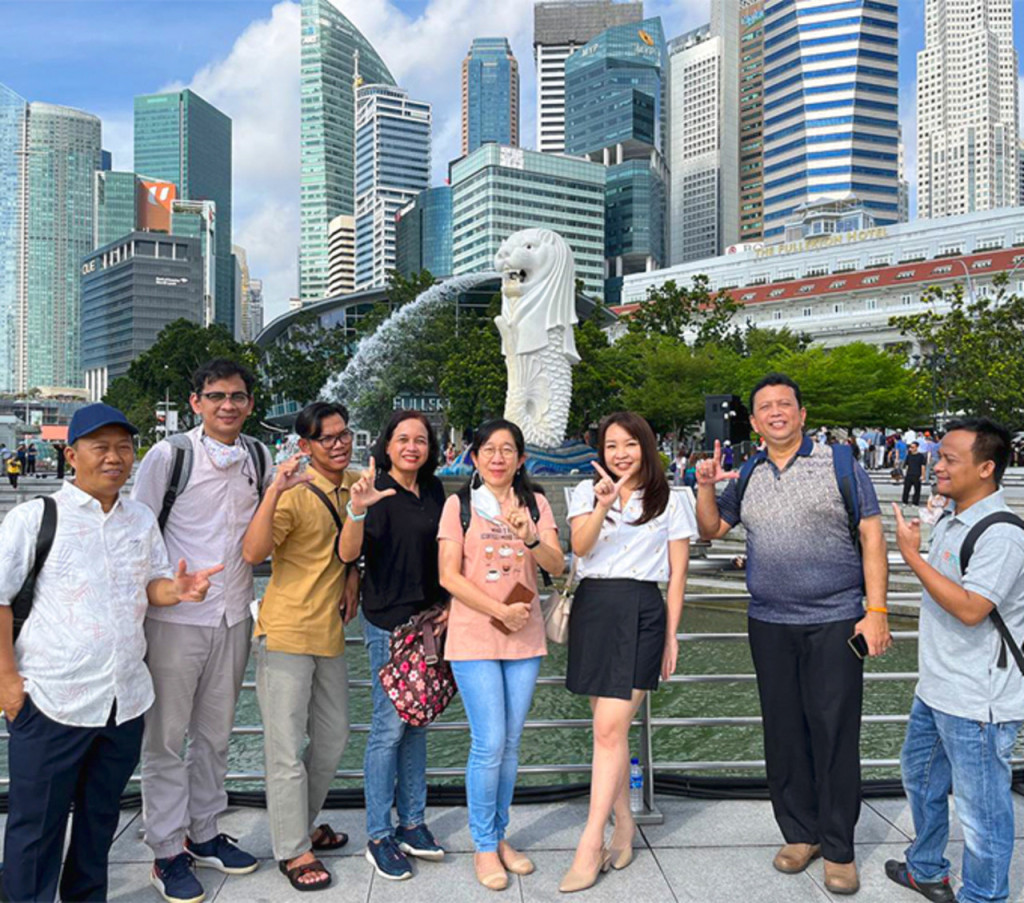 Marina Bay Night Walking Tour (Marina Bay Night Walking Tour (6:45 PM Departure)) - 2