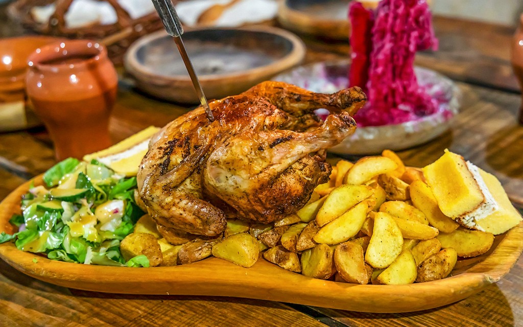 Medieval Dinner Show in Prague with Food & Drinks (Medieval Dinner Show Tickets with Food & Unlimited Drinks) - 1