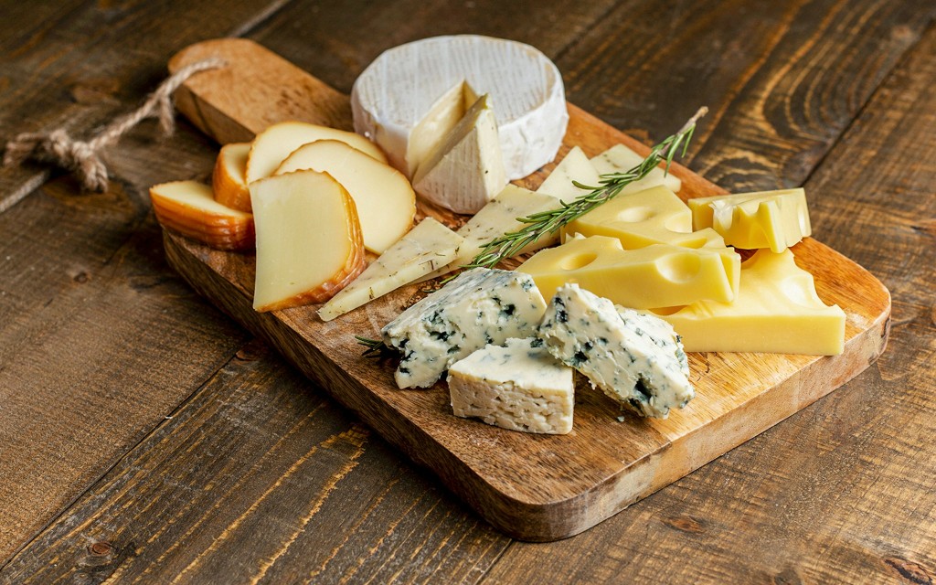 Medieval Dinner Show in Prague with Food & Drinks (Medieval Dinner Show with Food & 2 Drinks) - 2