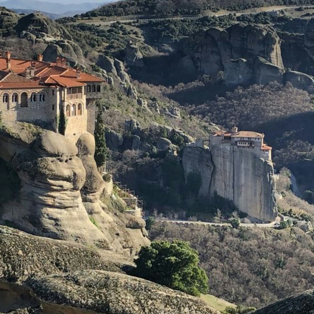 Meteora: Excursión guiada de un día desde Atenas - English Tour: 2 Monasteries - 1