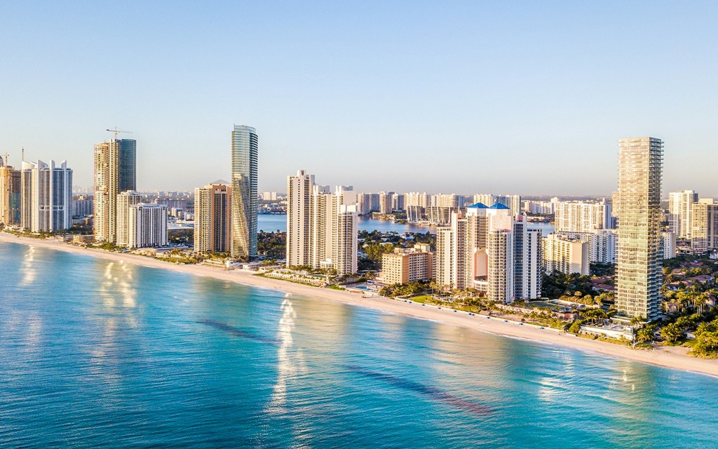 Miami Beach Sonnenuntergangs-Bootsfahrt (Luxury Sunset Cruise) - 1