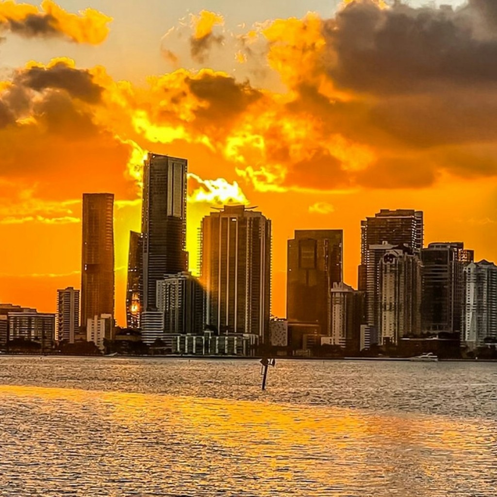 Miami: Skyline Cruise of Millionaires ’Homes and Biscayne Bay - 3