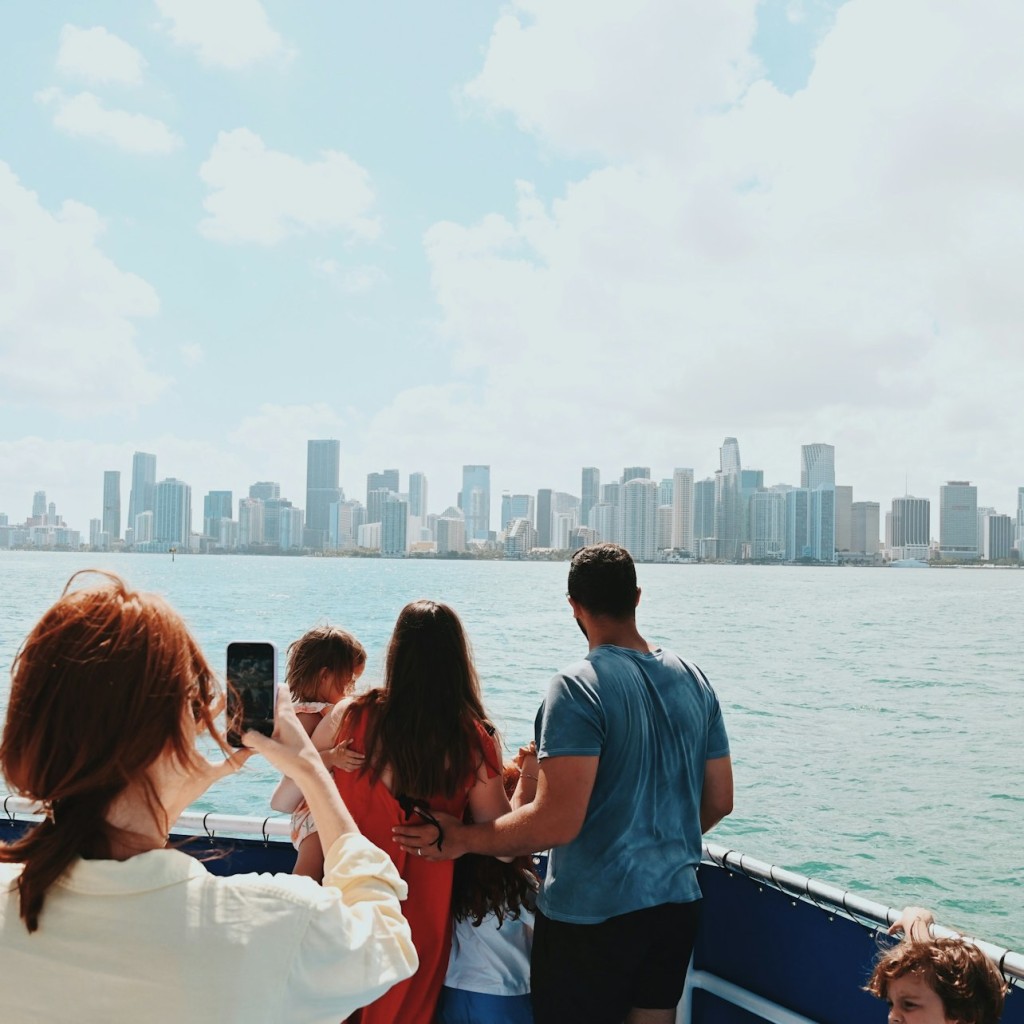 Miami: South Beach Walking Tour with Skyline Cruise - 3