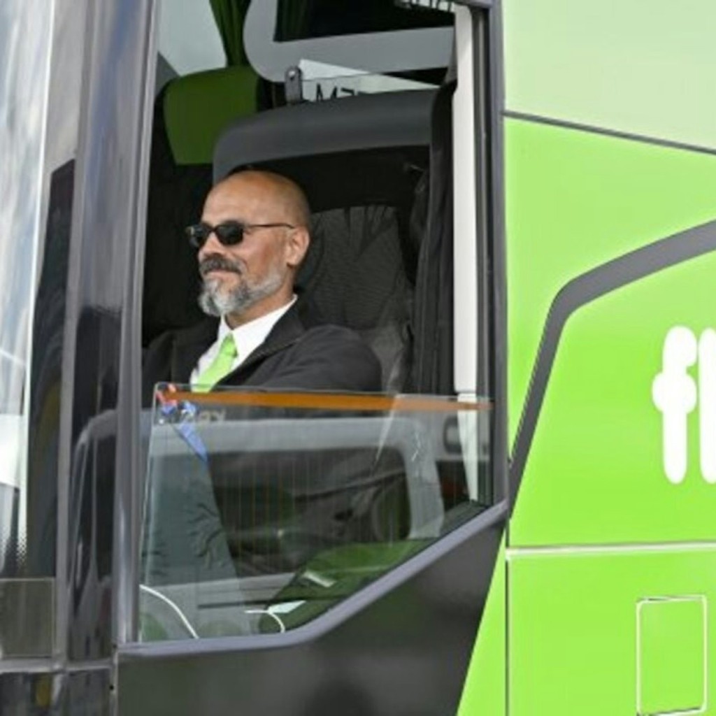 Milan: Bus Transfer from Milan Malpensa Airport to Turin - 2