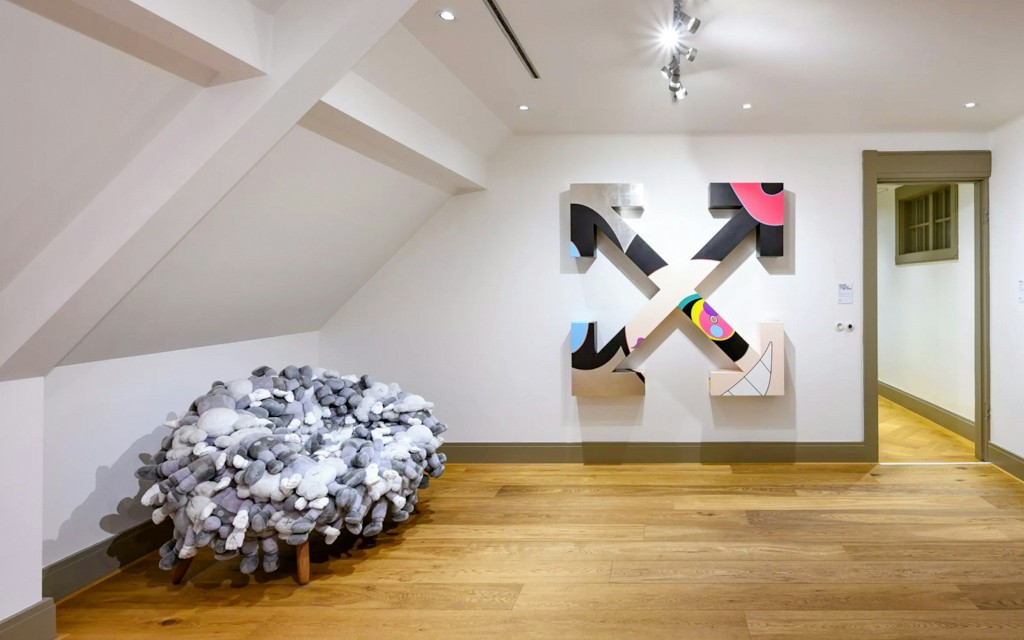 Moco Museum Amsterdam Tickets: Banksy, Warhol und mehr (Entry Tickets + 1-Hour Canal Cruise) - 2
