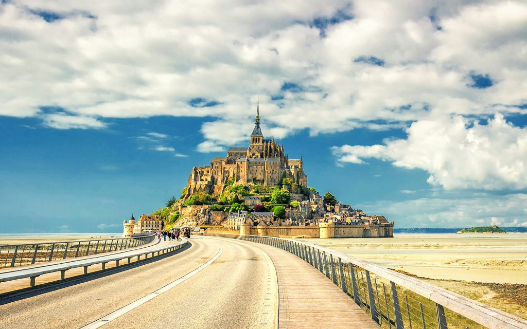 Mont Saint-Michel Audio Guide Tour (Audio Guided Tour in Spanish) - 1