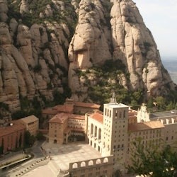 Montserrat: Guided Tour from Barcelona with Rack Railway + Choral Performance - 3