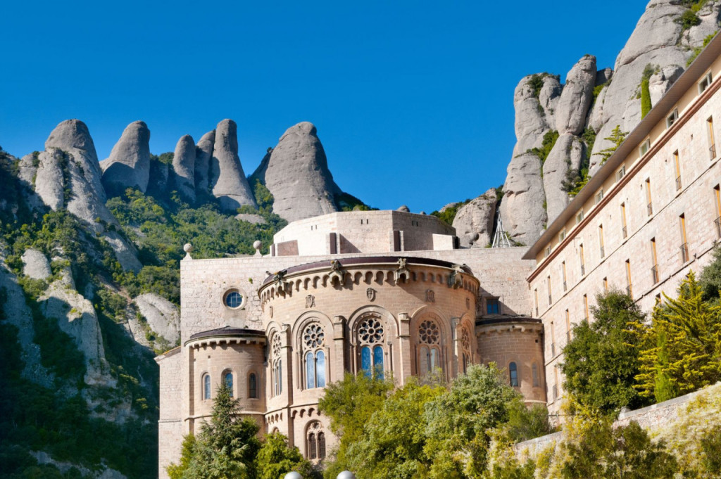 Montserrat Sunrise Tour from Barcelona - 1