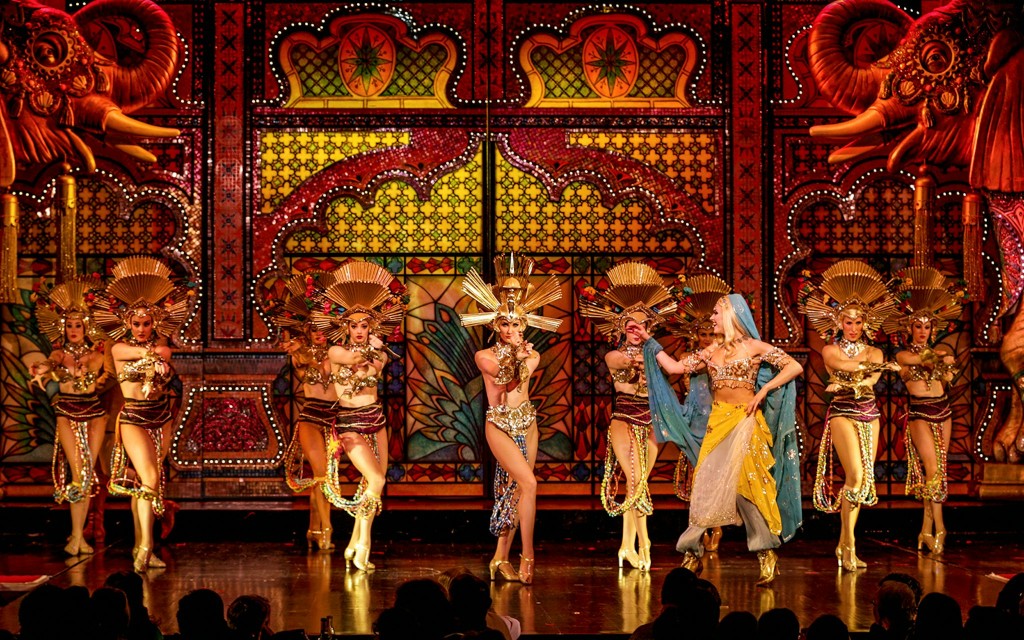 Moulin Rouge Show with Champagne (Show with Champagne) - 3