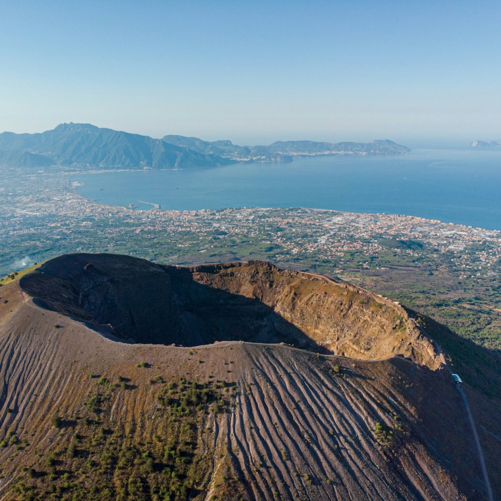 Mount Vesuvius: Transport Only from Ercolano by Vesuvio Express - 3