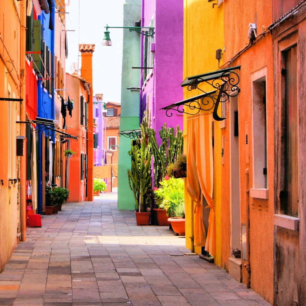Murano e Burano: tour in barca + dimostrazione di soffiatura del vetro - 1