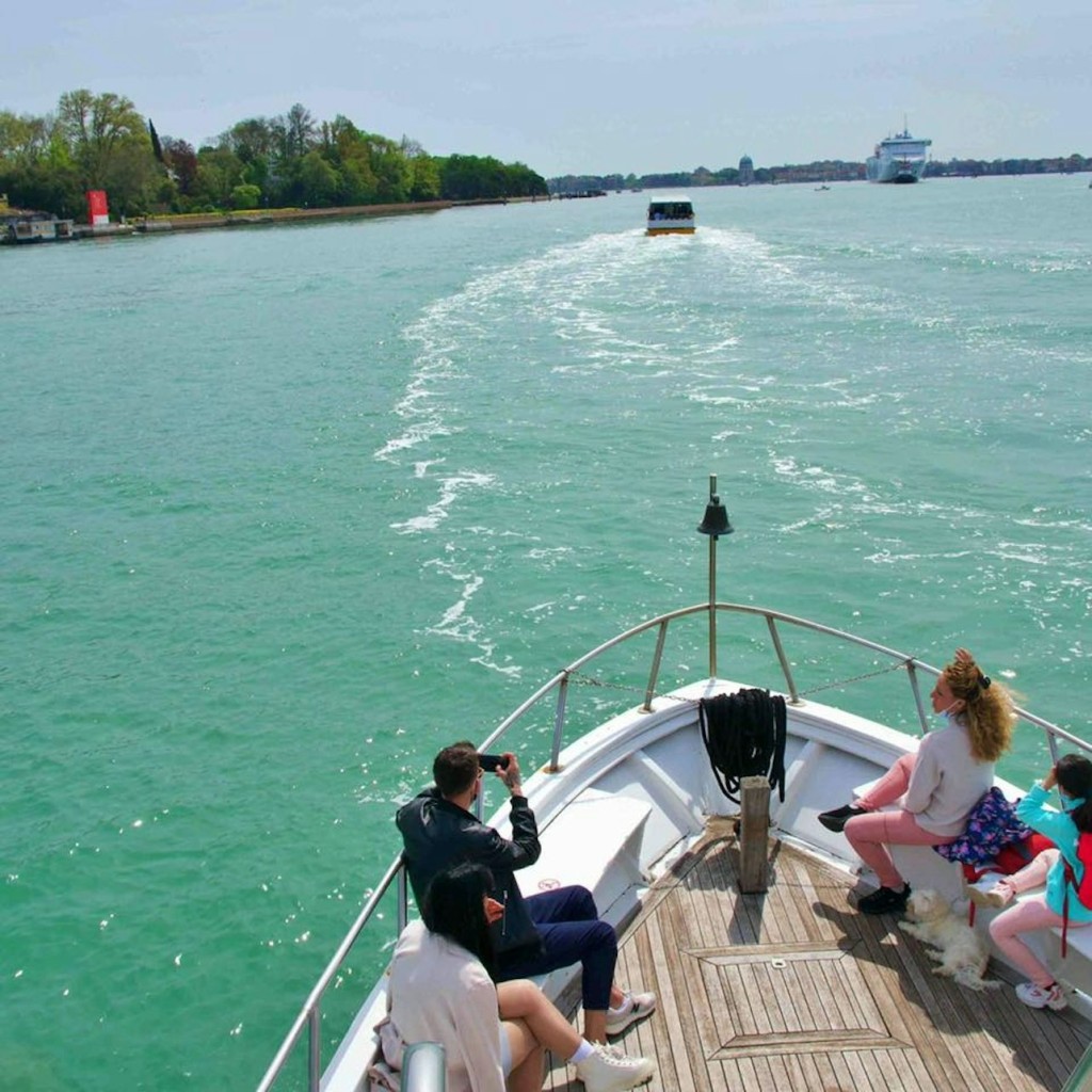 Murano, Burano e Torcello: Passeio de barco de dia inteiro + demonstração de sopro de vidro - 2