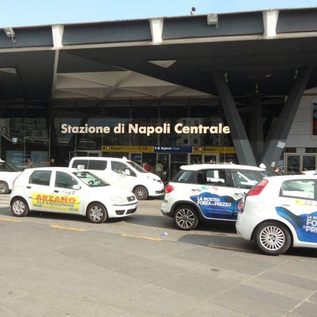 Naples: Train Transfer From/To Pompeii and Porta Nolana - 1