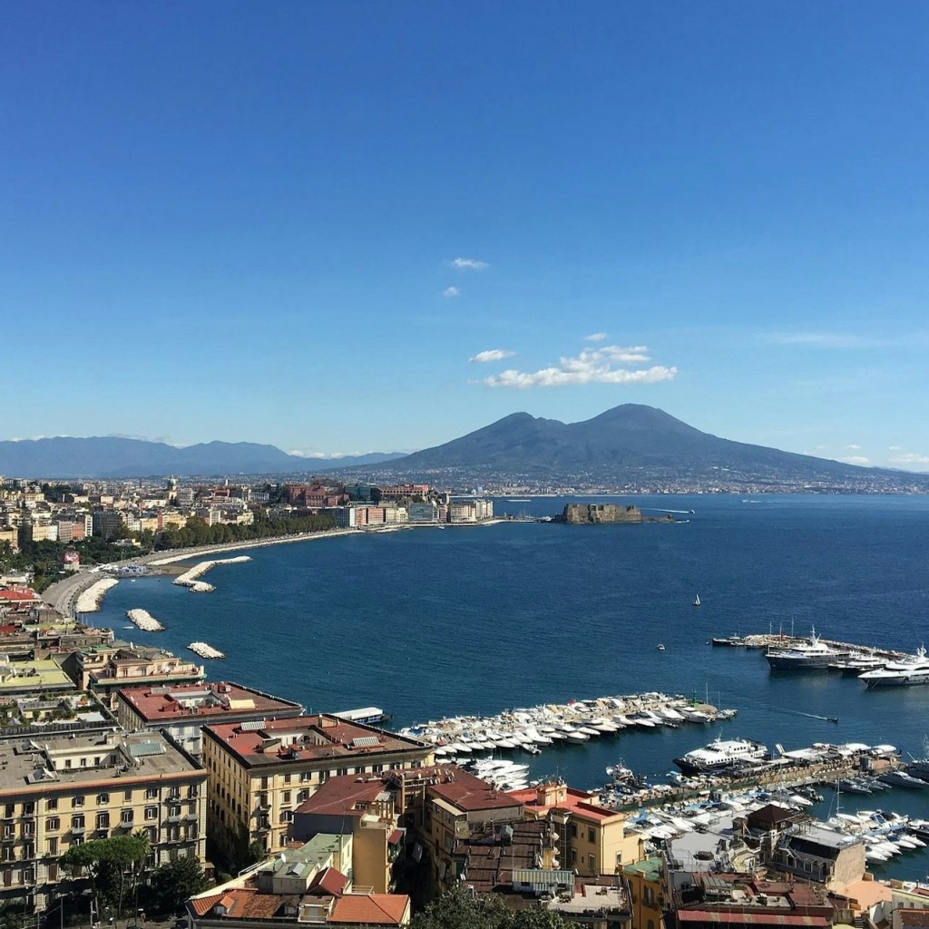 Naples: Transfer from Capodichino Airport to City Center - 1
