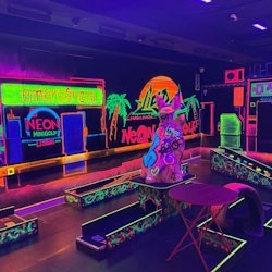Neon Minigolf Lisbon: Fast Track Ticket - 2