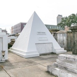 New Orleans: St. Louis Cemetery No. 1 Guided Walking Tour - 3