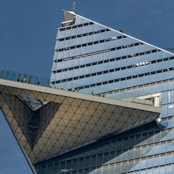 New York: 20+ Top Manhattan Sights Walking Tour + Edge NYC City Climb Entry - 2