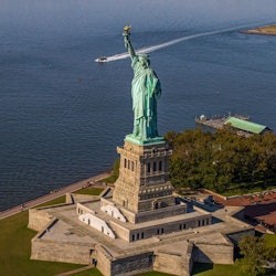 New York City: 15-Minute Helicopter Tour from Manhattan - 2