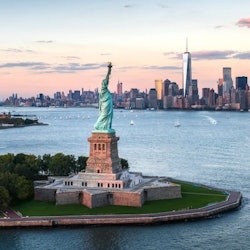 New York: Manhattan Guided Walking Tour + Statue of Liberty Ferry Ride - 1
