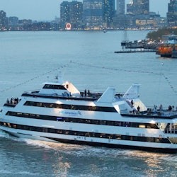 New York: Signature Lunch Cruise - 2