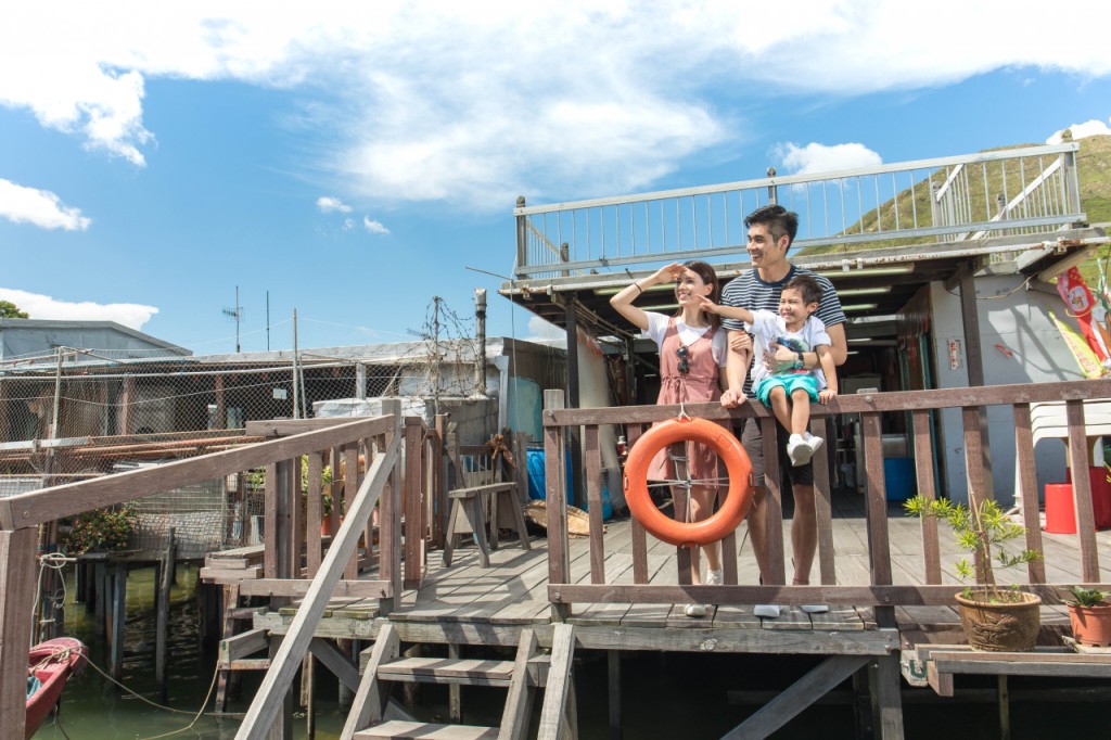 Ngong Ping 360 Tai O Pass (360 Tai O Pass with Crystal Cabin (Roundtrip)) - 3