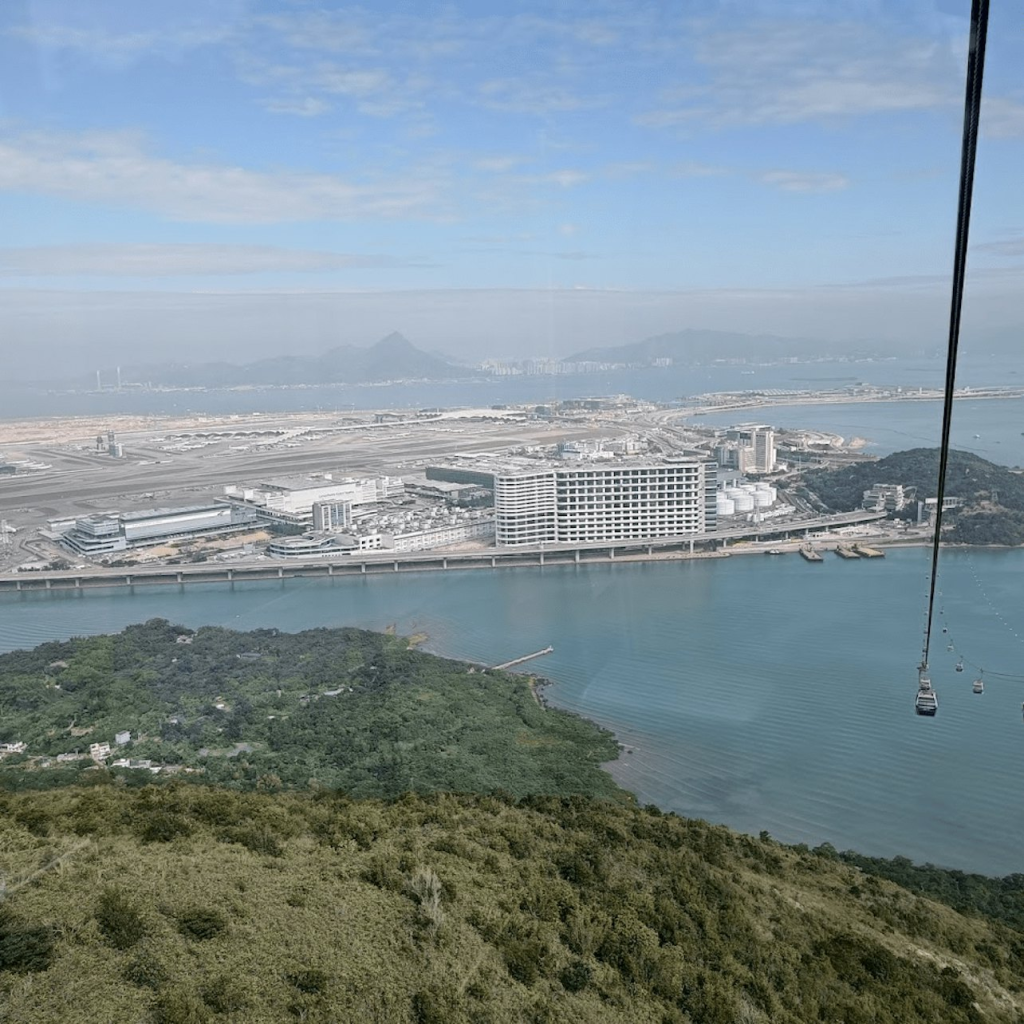 Ngong Ping 케이블카: 스탠다드/크리스탈 캐빈 - Standard Cabin - Roundtrip - 3