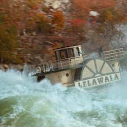 Niagara Falls, Canada: Niagara Adventure Theatre - 1