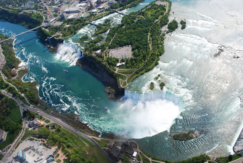 Niagara Falls Tour from New York (Niagara Falls Tour from New York with Audio Guide) - 2