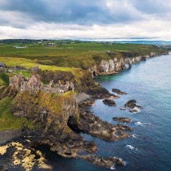 Northern Ireland: Guided Day Tour from Dublin + Dunluce Castle Entry - 2